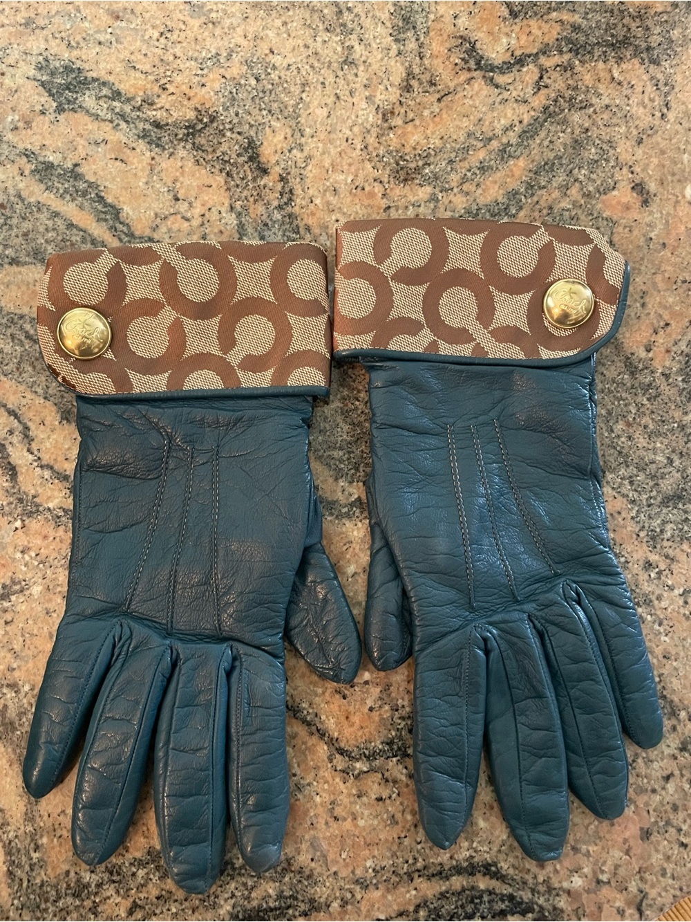 Coach Teal Cashmere Lined Leather Gloves, size 6.5